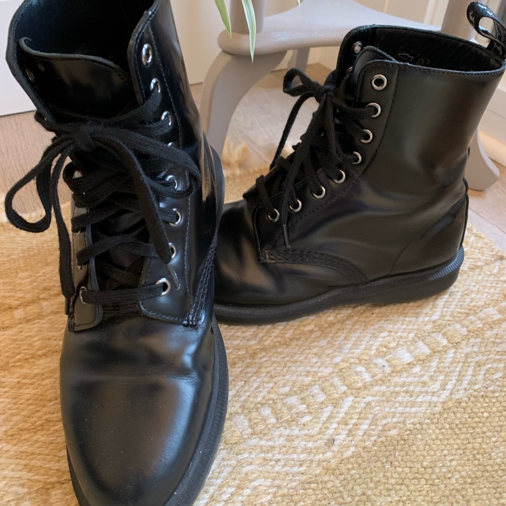 Dr. Martens Elsham